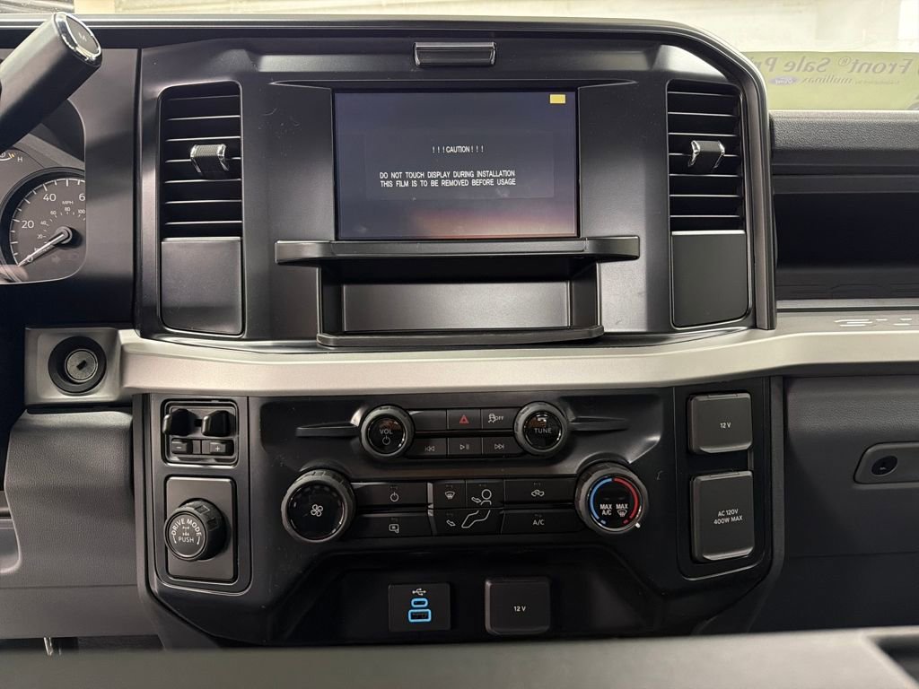 New 2026 Ford F250 XL w/ XL Chrome Package image 21