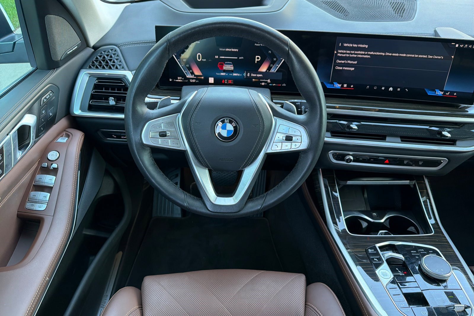 Certified 2024 BMW X7 xDrive40i w/ Premium Package image 18