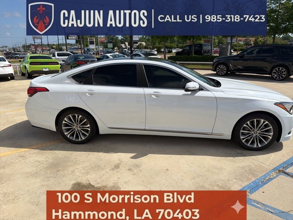 Used 2016 Hyundai Genesis 3.8 w/ Option Group 02 RWD image 10