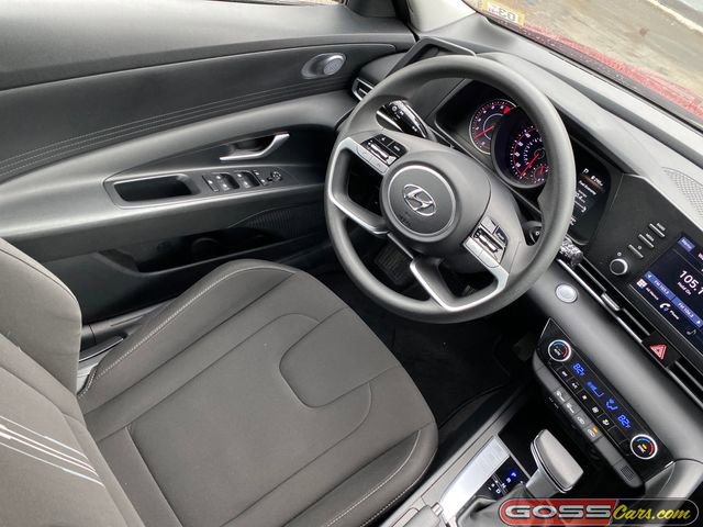 Used 2023 Hyundai Elantra SEL w/ Cargo Package image 20