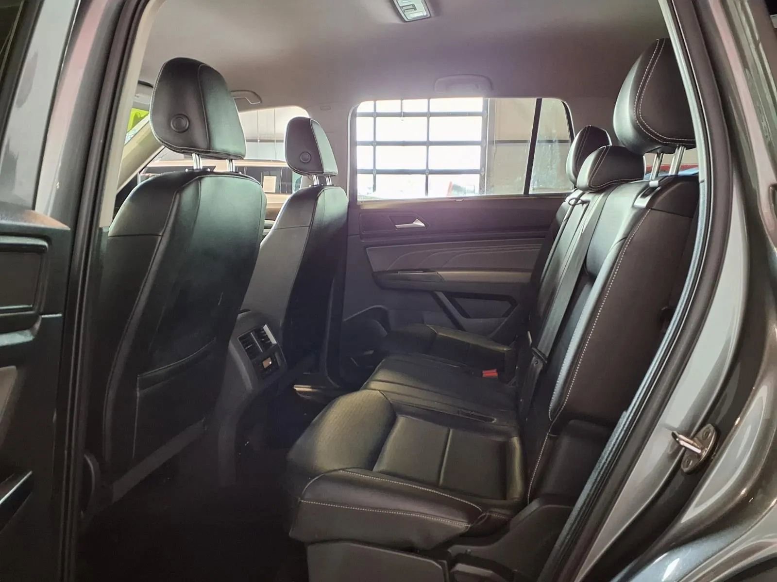 Used 2021 Volkswagen Atlas SE AWD/4WD image 14