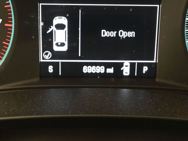 Used 2023 Chevrolet Malibu LT image 34