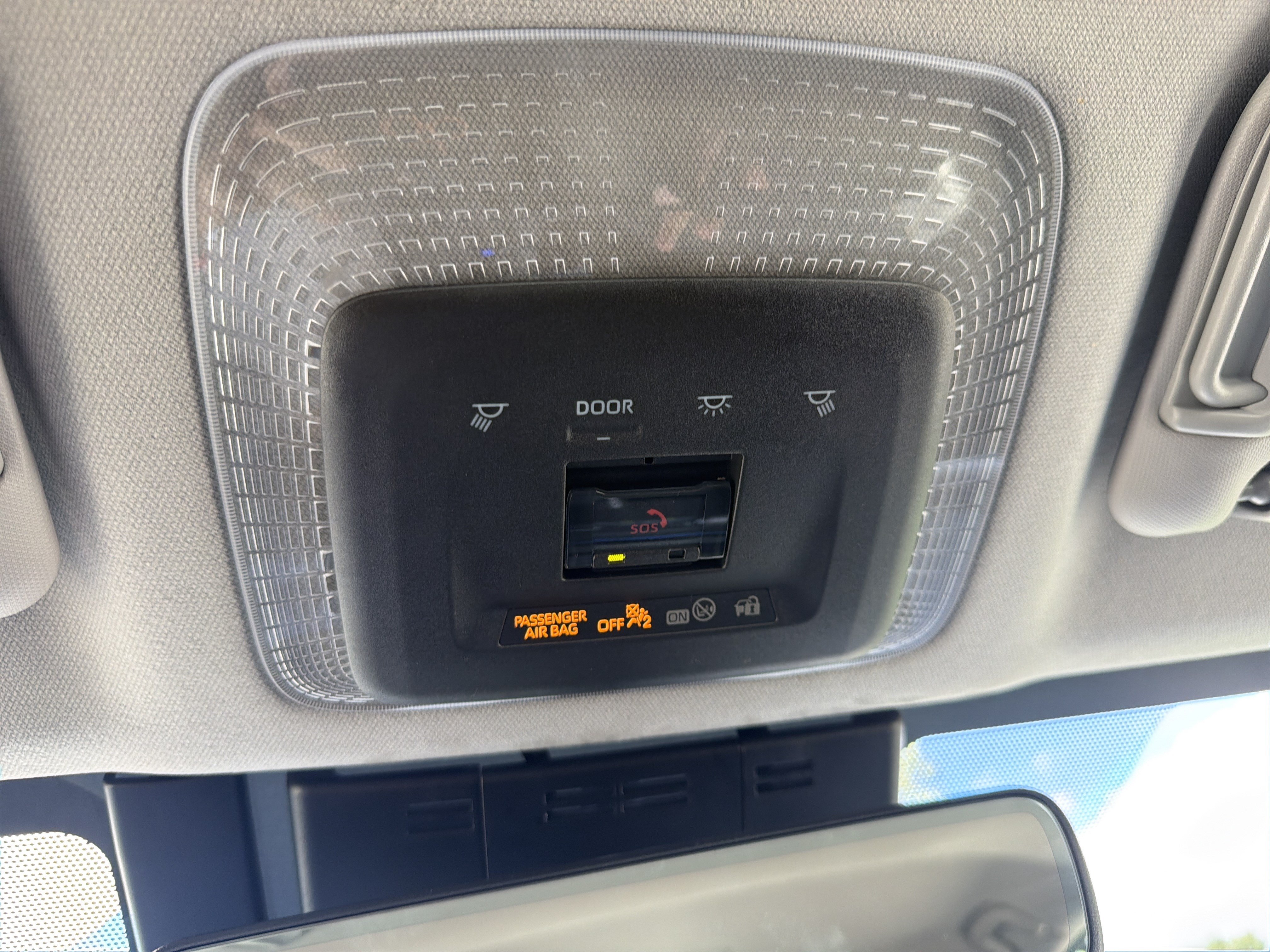 Certified 2024 Toyota Prius XLE AWD/4WD image 5