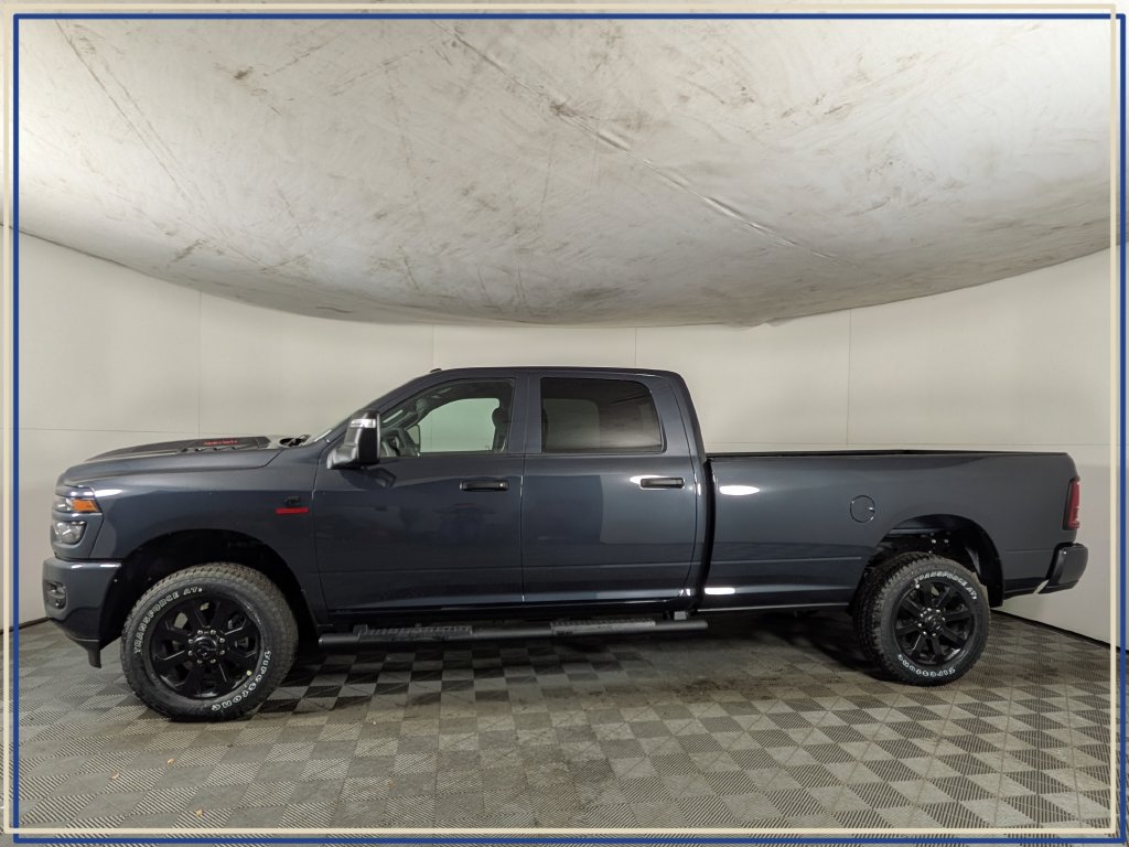 New 2026 RAM 2500 Tradesman AWD/4WD image 3
