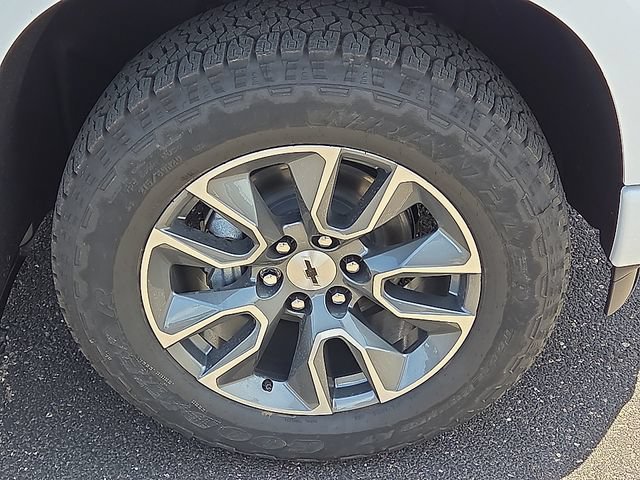 New 2026 Chevrolet Silverado 1500 RST w/ Z71 Off-Road Package AWD/4WD image 6