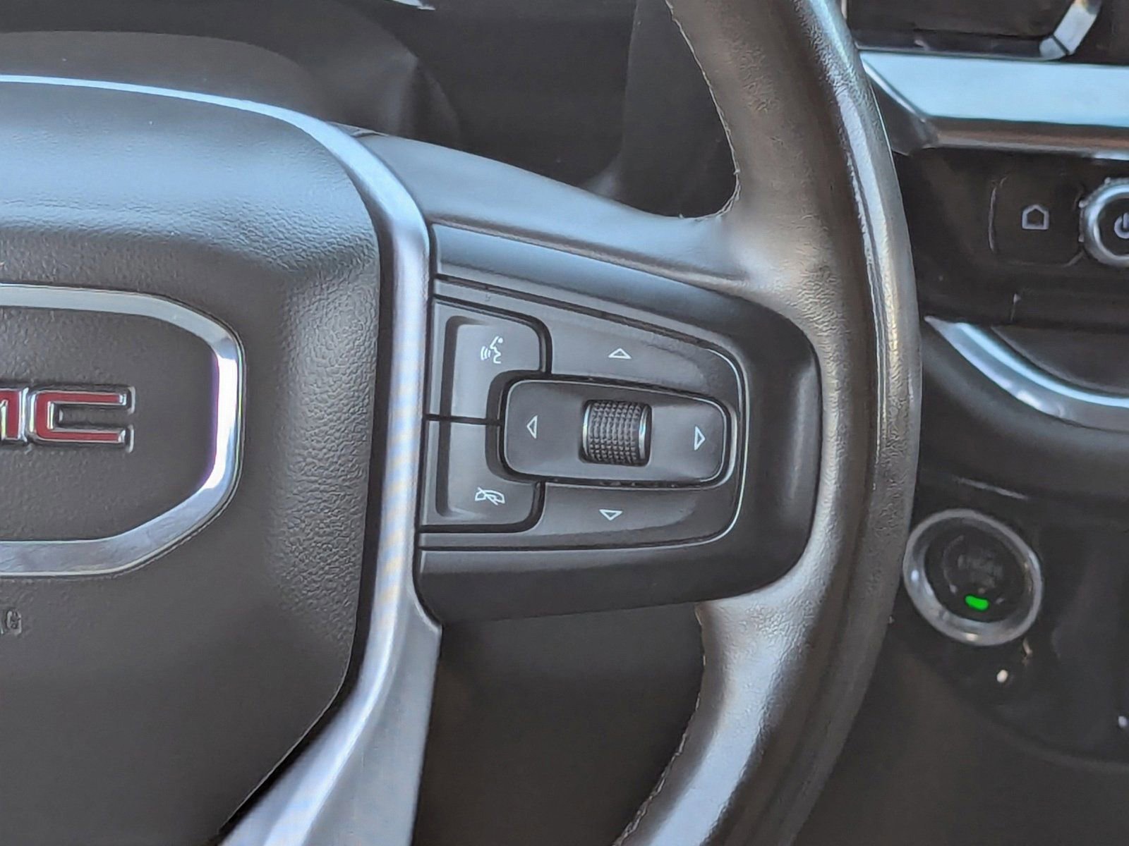 Used 2024 GMC Sierra 2500 SLT w/ SLT Premium Package image 21