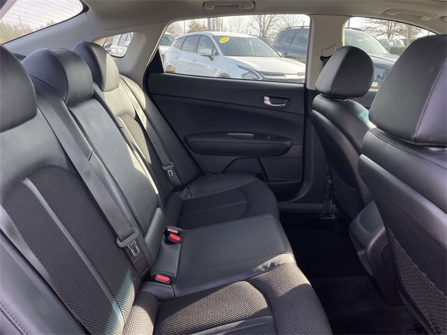 Used 2019 Kia Optima S w/ S Panoramic Sunroof Package image 22