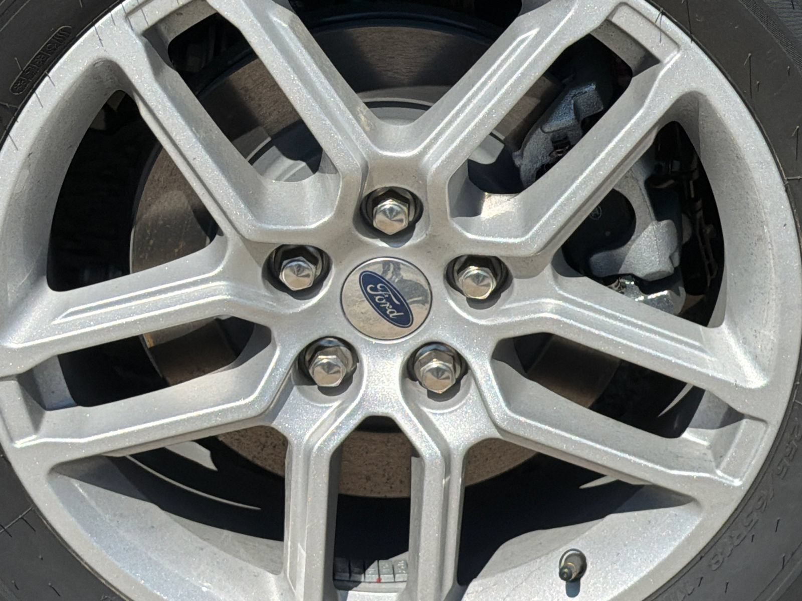 New 2026 Ford Explorer Active AWD/4WD image 5