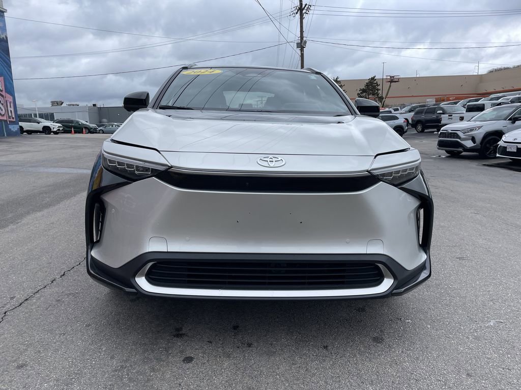 Used 2024 Toyota bZ4X AWD w/ Weather Package image 5