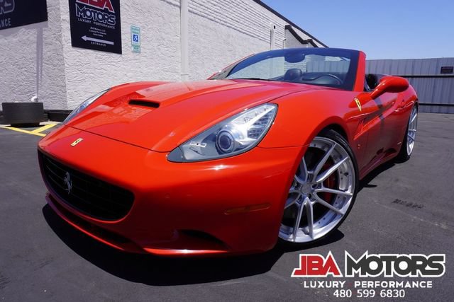 Used 2014 Ferrari California RWD image 83