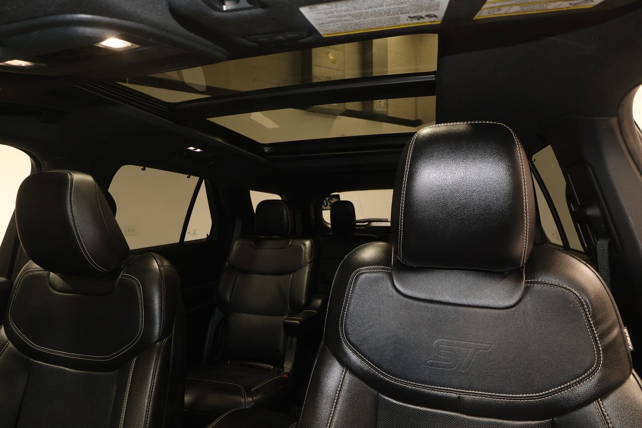 Used 2020 Ford Explorer ST image 11