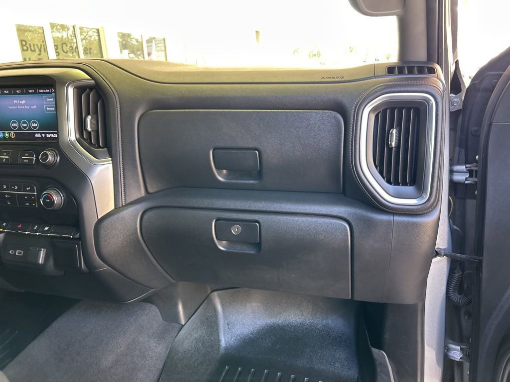 Used 2020 Chevrolet Silverado 1500 LT image 23
