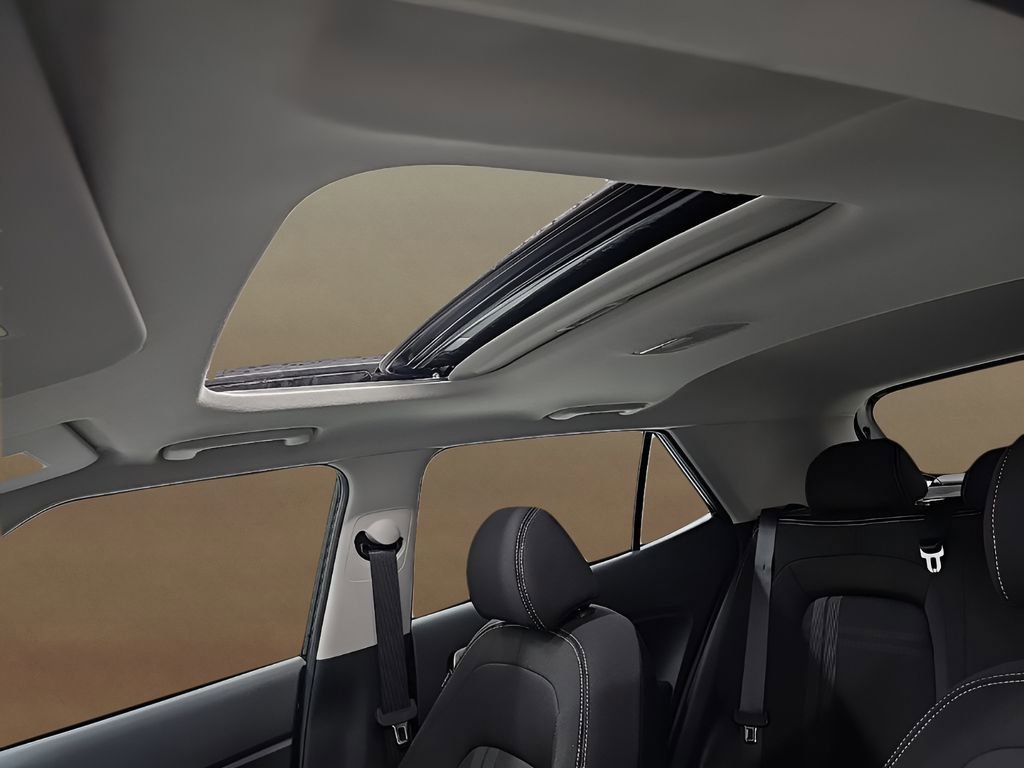 Certified 2024 Hyundai Venue SEL image 30