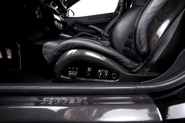 Used 2010 Ferrari 599 GTB Fiorano RWD image 27