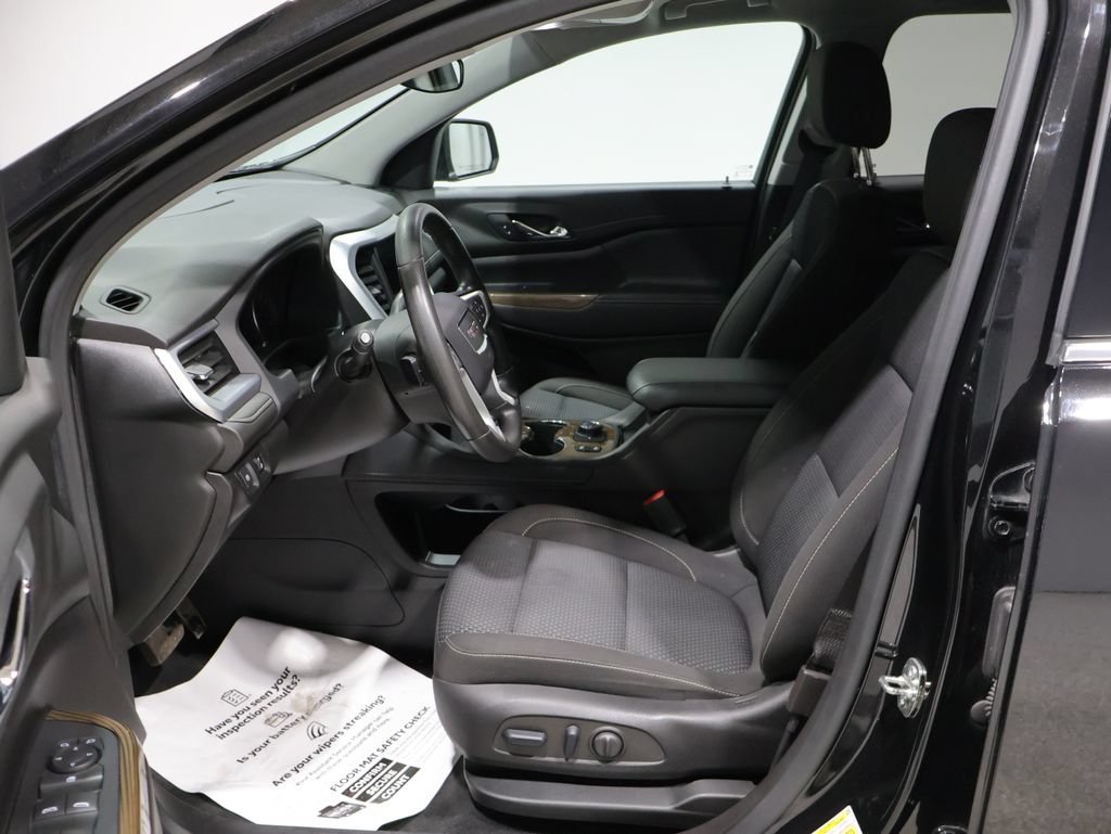 Used 2023 GMC Acadia SLE w/ LPO, Cargo Package AWD/4WD image 10