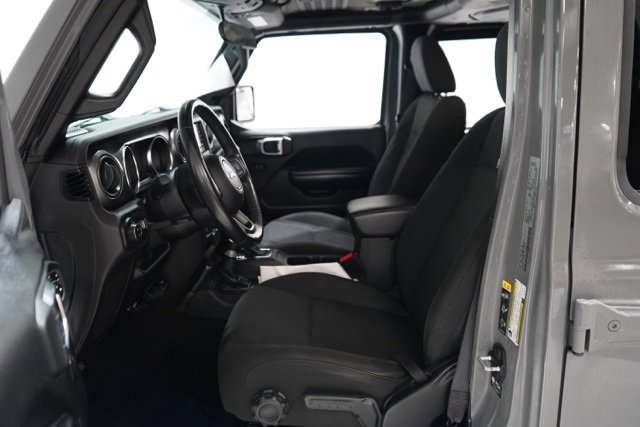 Used 2021 Jeep Gladiator Willys image 12