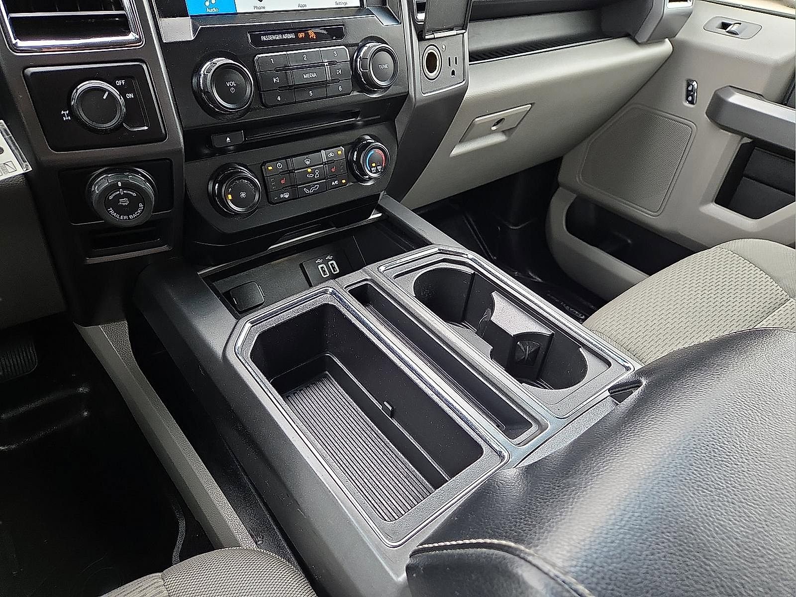 Used 2016 Ford F150 XLT w/ Equipment Group 302A Luxury image 25