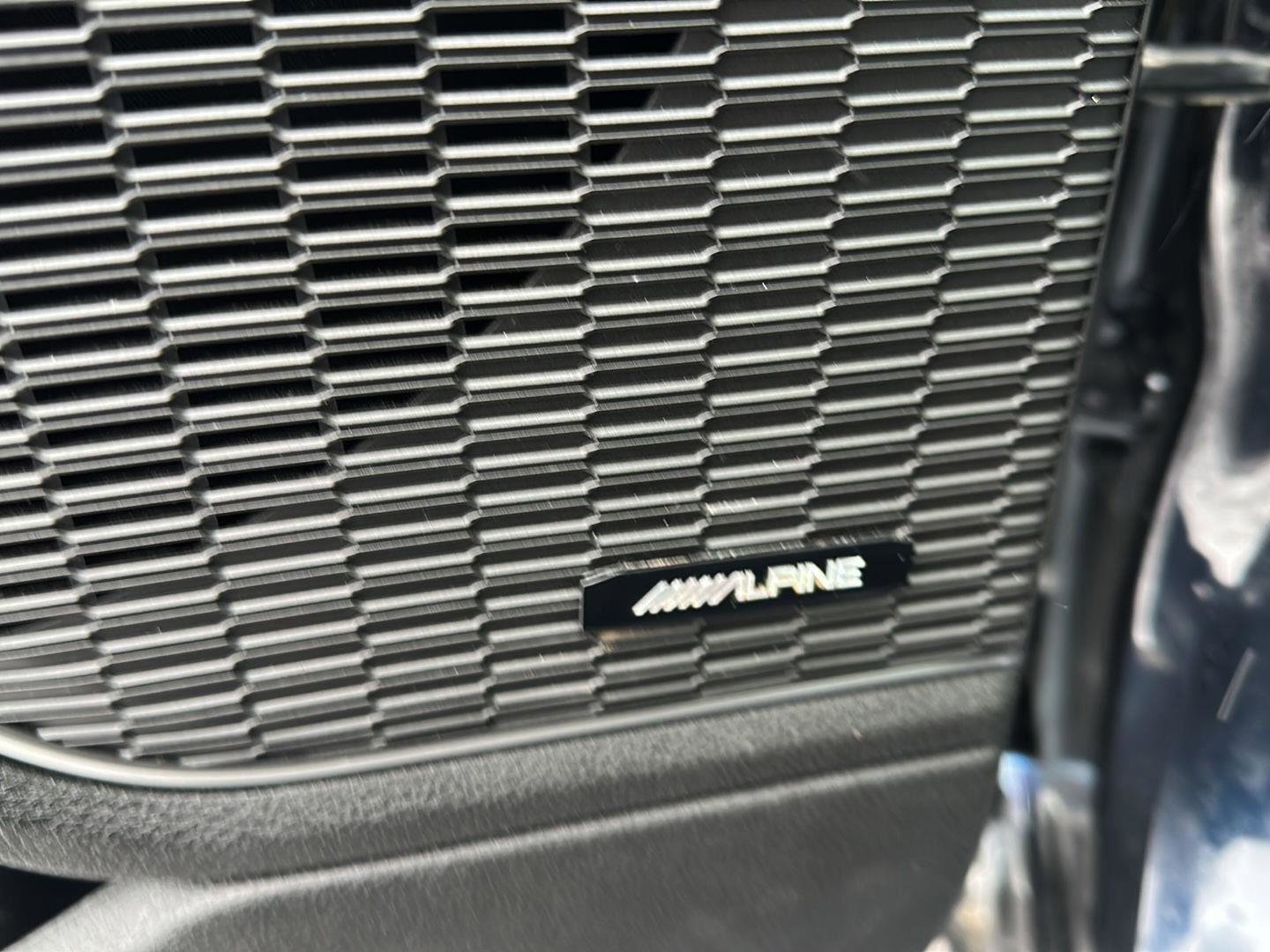 Used 2023 Jeep Grand Cherokee 30th Anniversary image 11