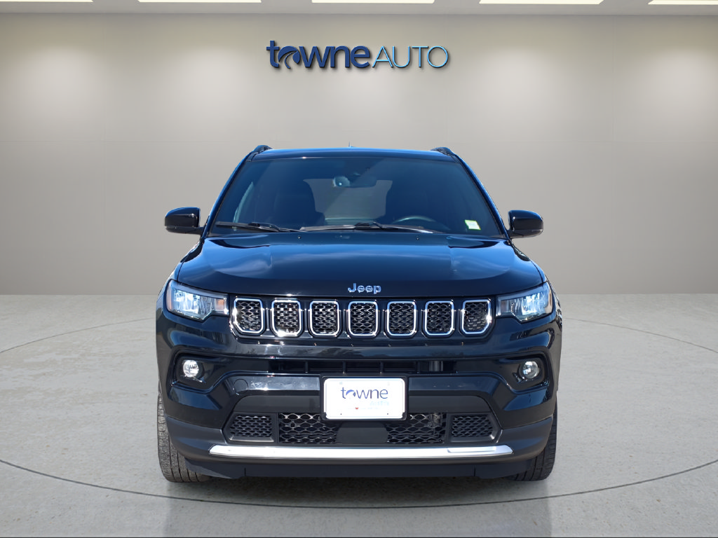 Used 2024 Jeep Compass Limited AWD/4WD image 9