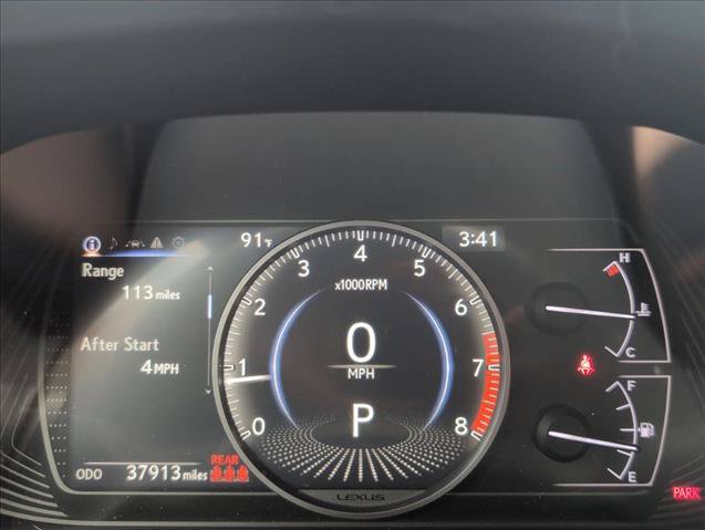 Used 2019 Lexus UX 200 w/ Premium Package FWD image 11