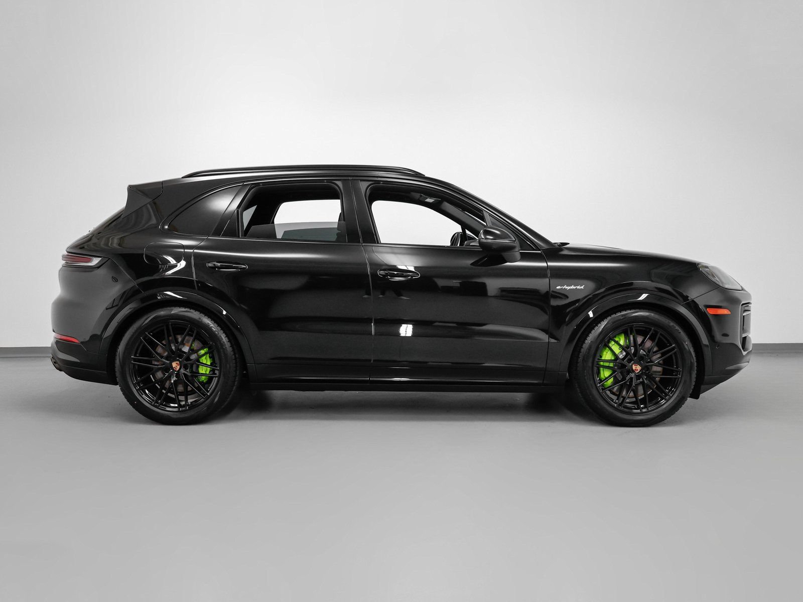 Certified 2026 Porsche Cayenne S AWD/4WD image 13