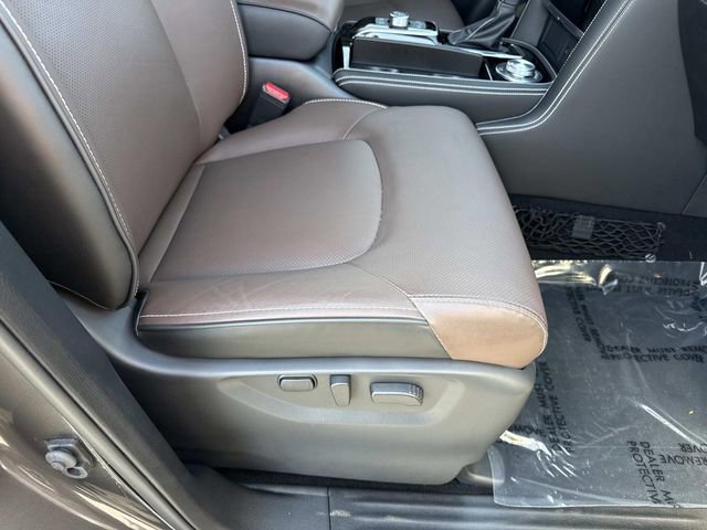 Used 2024 INFINITI QX80 Premium Select w/ Cargo Package image 16