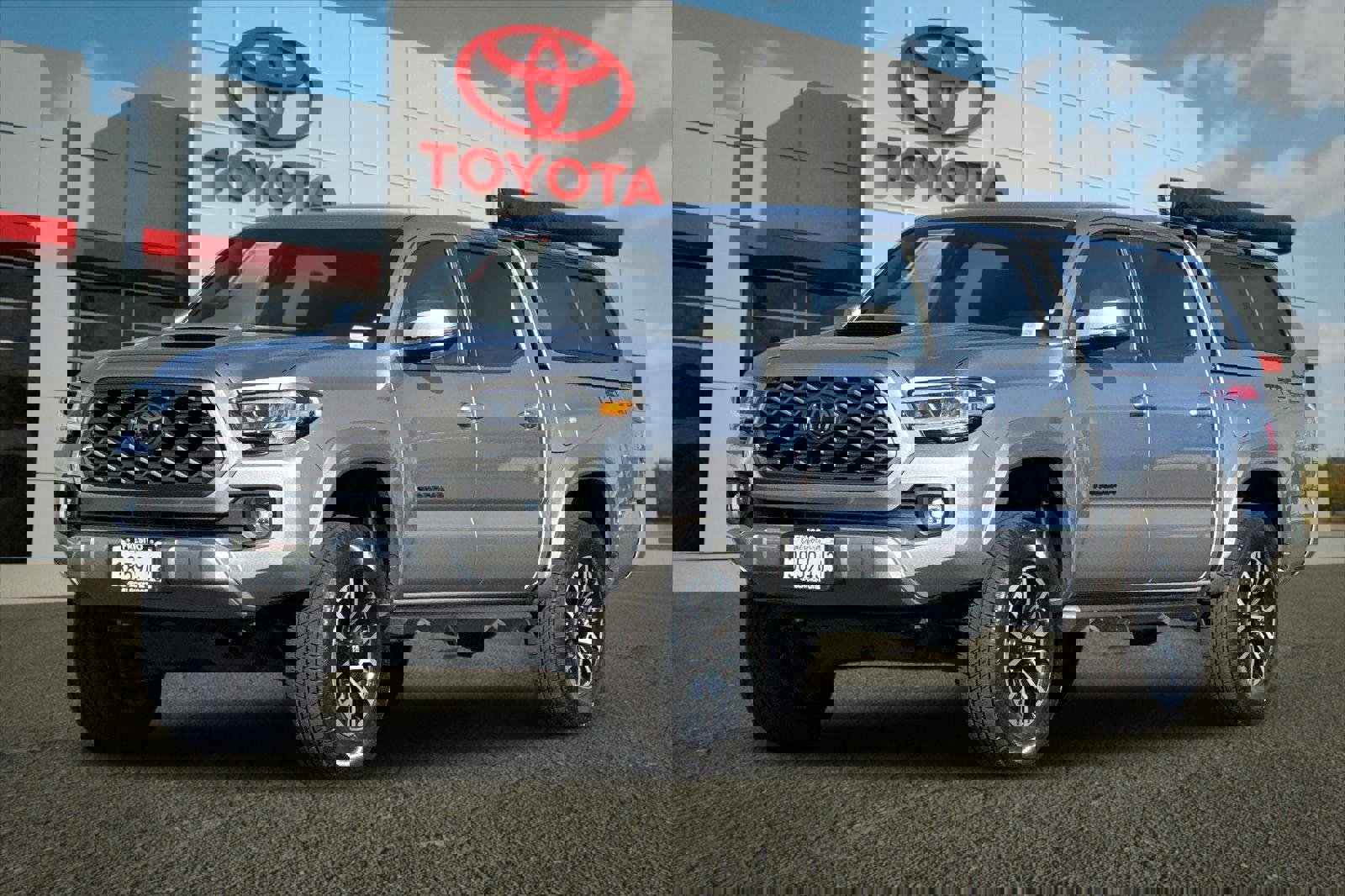 Used 2021 Toyota Tacoma TRD Sport image 7