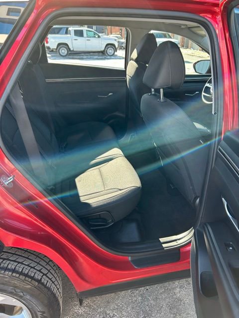Used 2023 Hyundai Tucson SE image 12