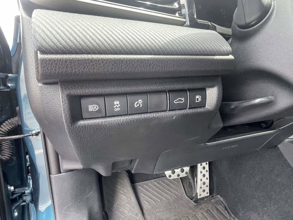 Used 2025 Toyota Camry SE w/ Multimedia Upgrade Package FWD image 25