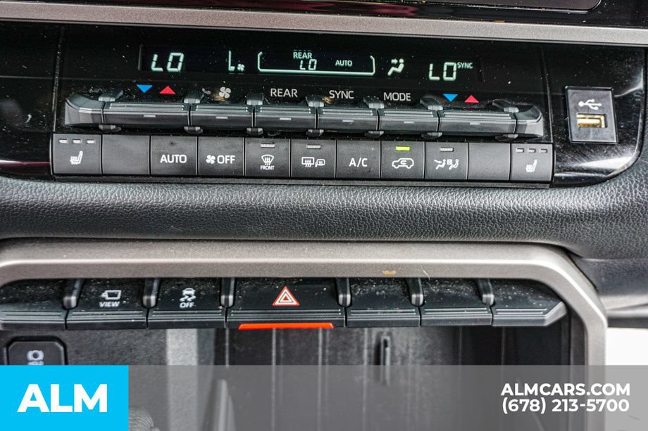 Used 2025 Toyota Sequoia SR5 AWD/4WD image 42