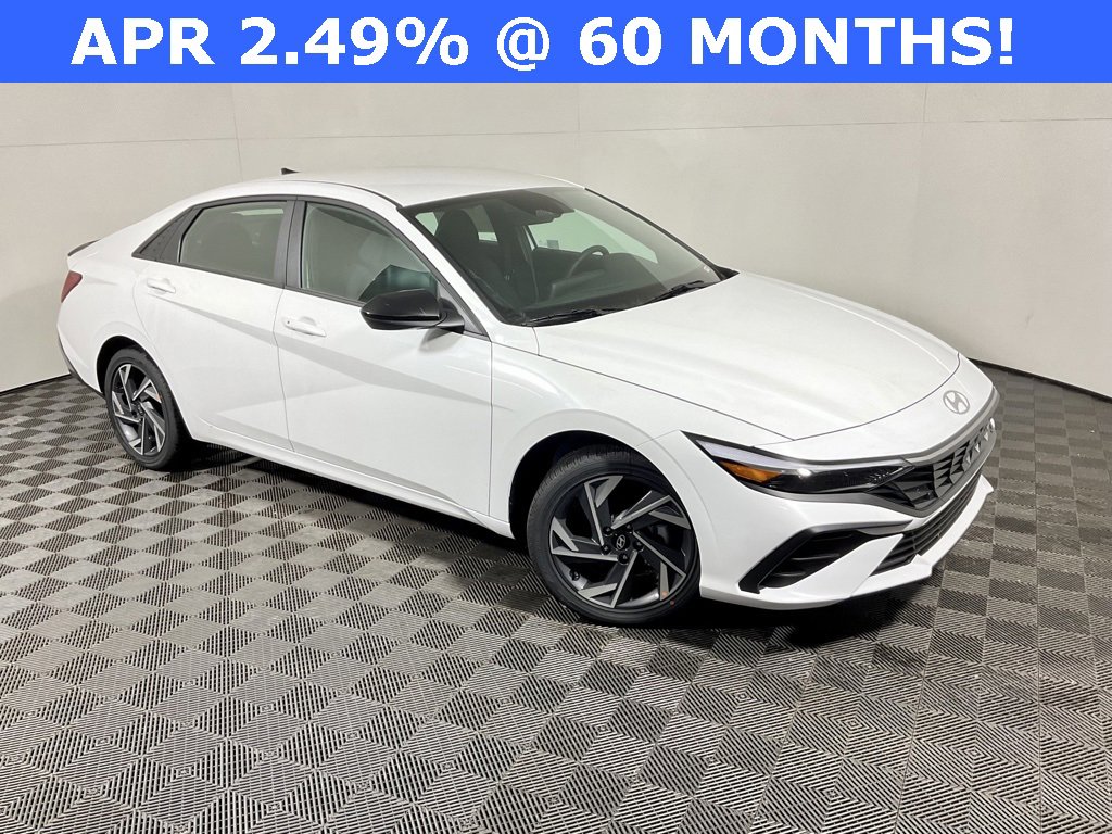 New 2025 Hyundai Elantra SEL