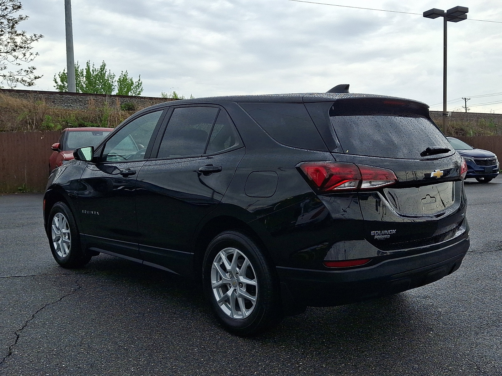 Certified 2024 Chevrolet Equinox LS w/ LS Convenience Package AWD/4WD image 4
