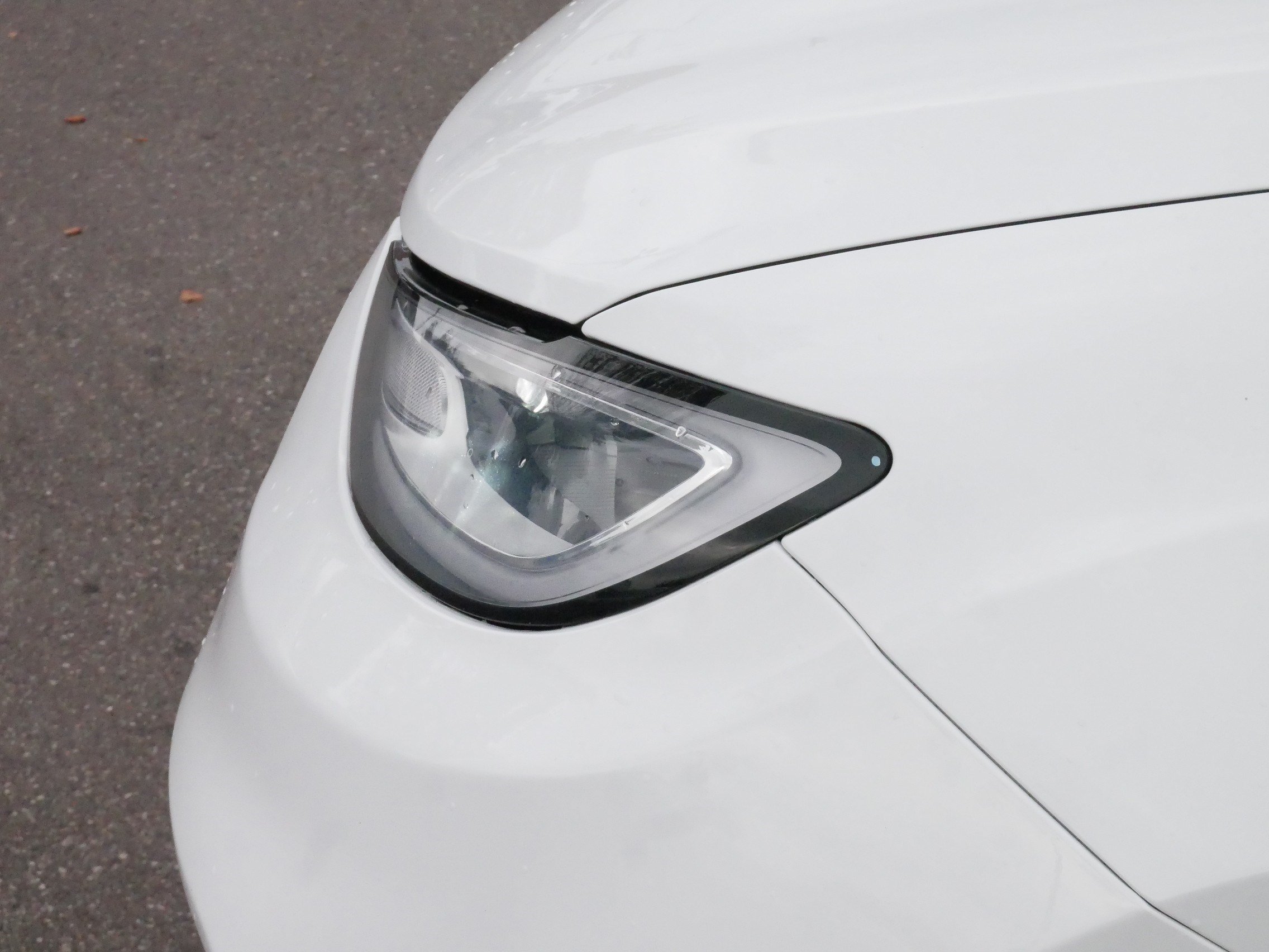 Used 2024 Chrysler Pacifica Limited FWD image 16