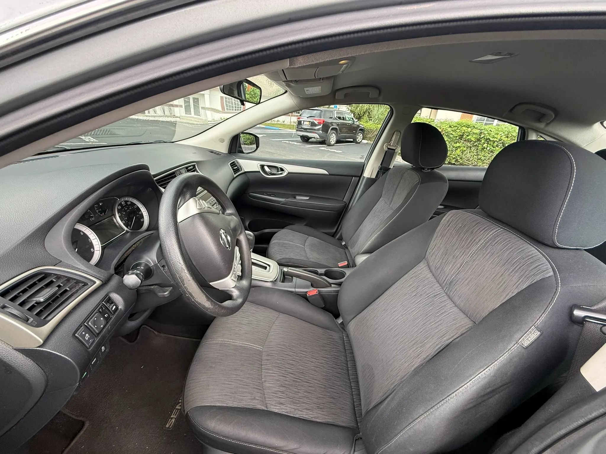 Used 2014 Nissan Sentra SV FWD image 8