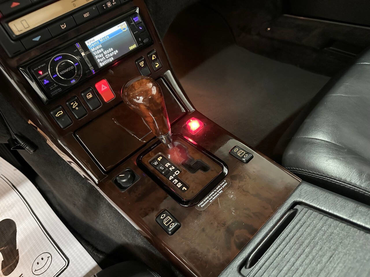 Used 2000 Mercedes-Benz SL 500 image 14