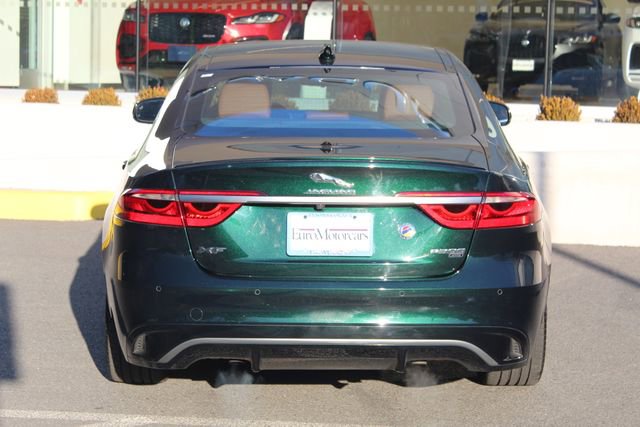 Used 2022 Jaguar XF R-Dynamic SE image 7