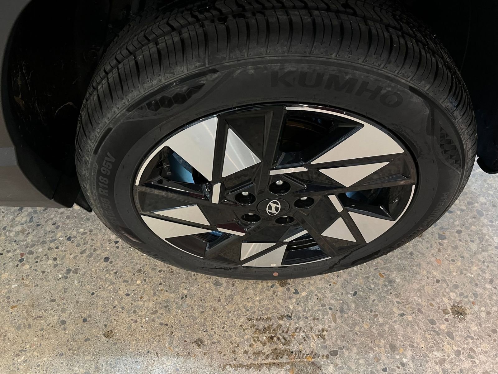 Used 2025 Hyundai Kona SEL image 30