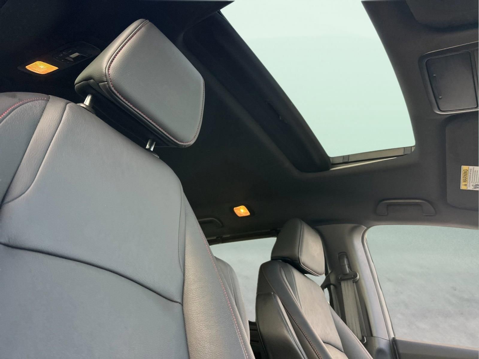 Used 2025 Honda Odyssey Sport-L image 18