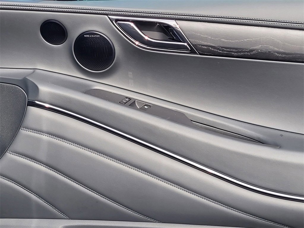 New 2026 Genesis GV80 3.5T e-SC image 14