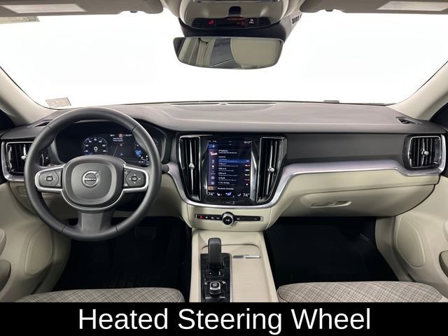 Used 2022 Volvo S60 B5 Momentum w/ Premium Package image 14