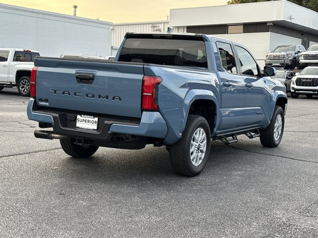Used 2026 Toyota Tacoma SR5 AWD/4WD image 3