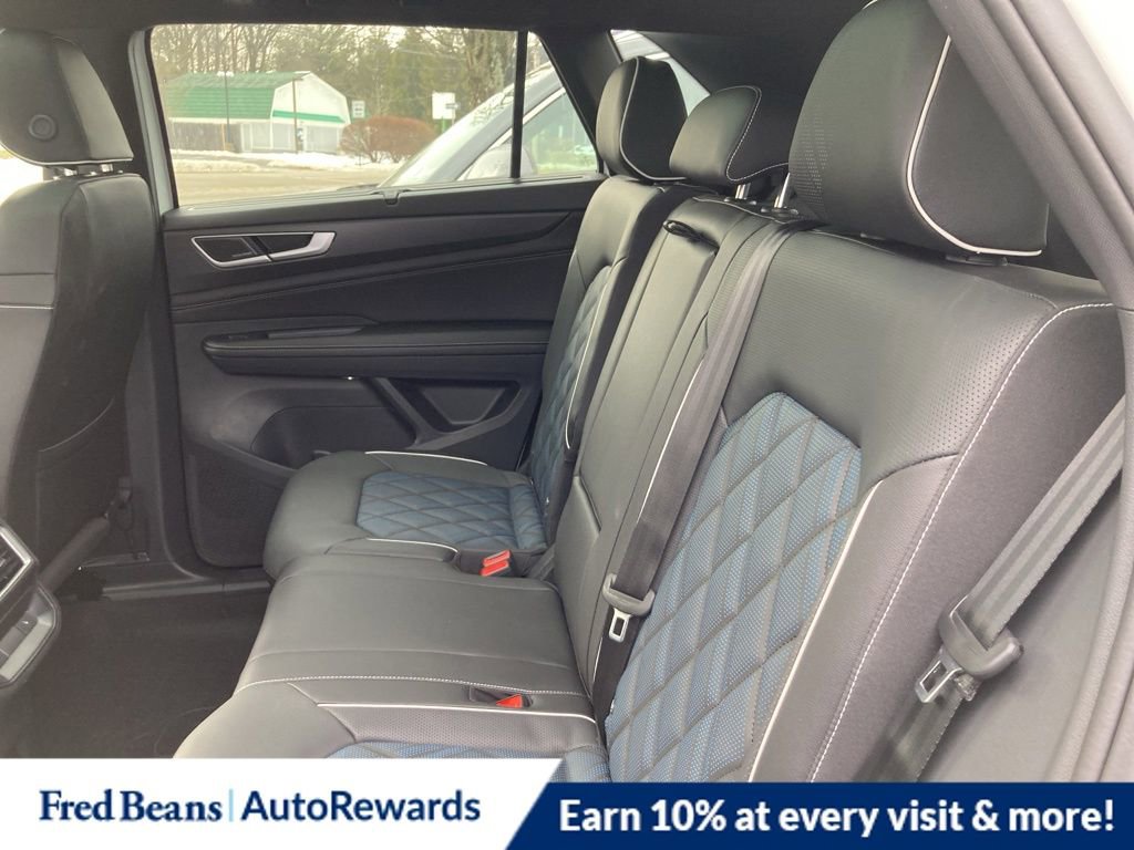 New 2026 Volkswagen Atlas Cross Sport SEL Premium R-Line AWD/4WD image 12