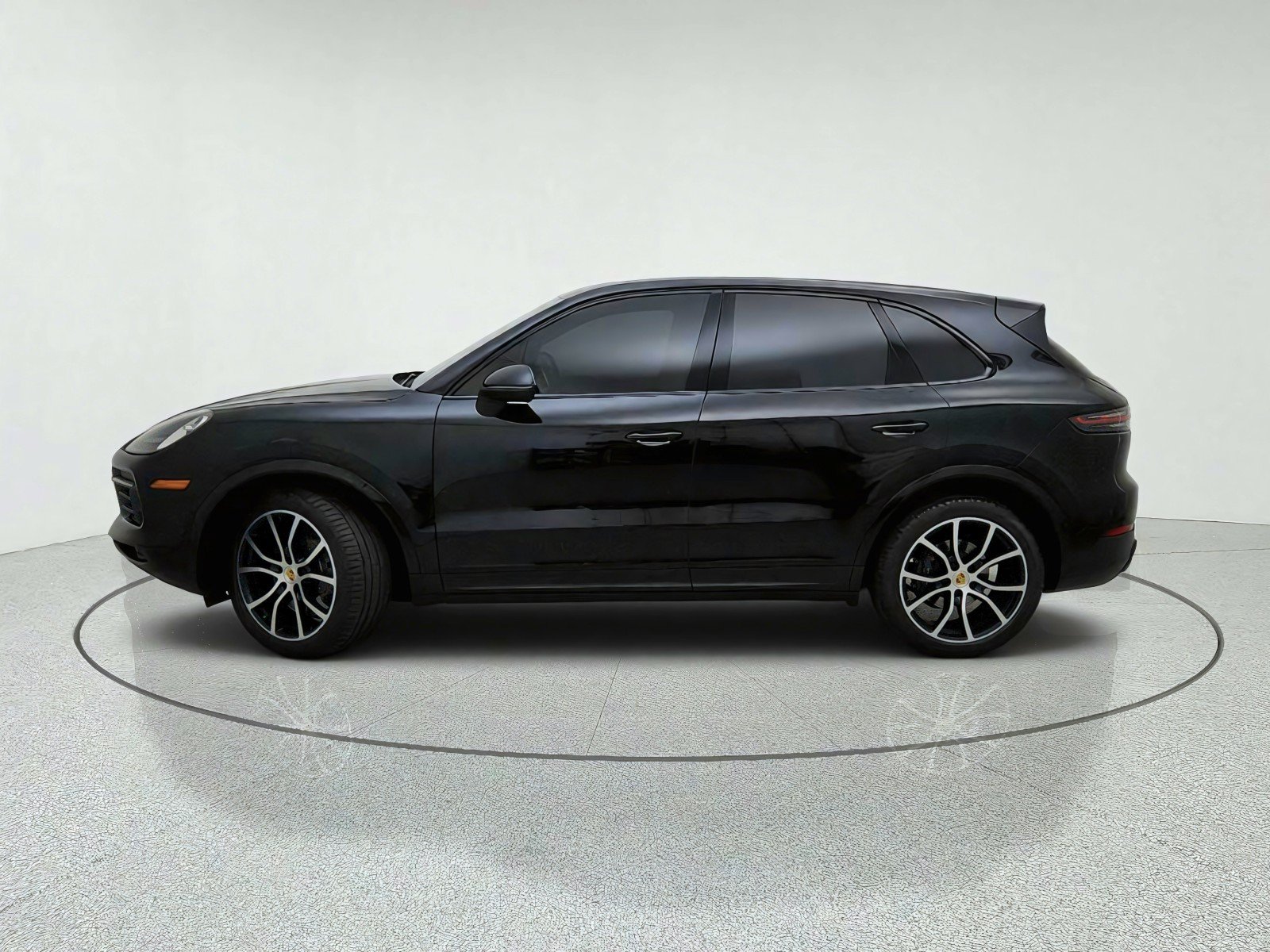 Used 2021 Porsche Cayenne AWD/4WD image 14