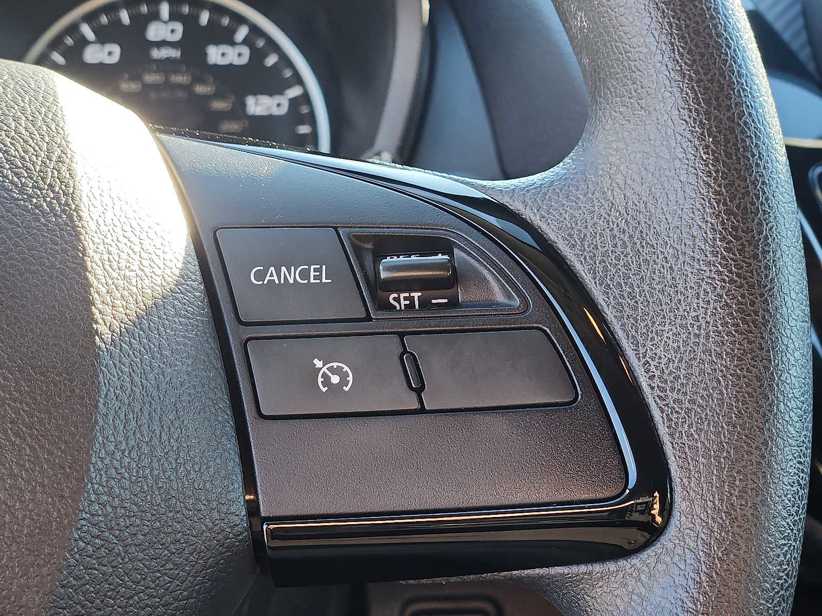 Used 2024 Mitsubishi Eclipse Cross LE image 21