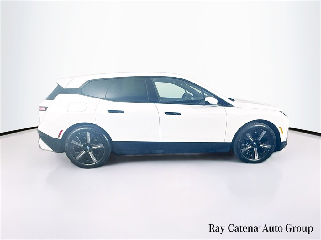 Used 2025 BMW iX M60 image 8