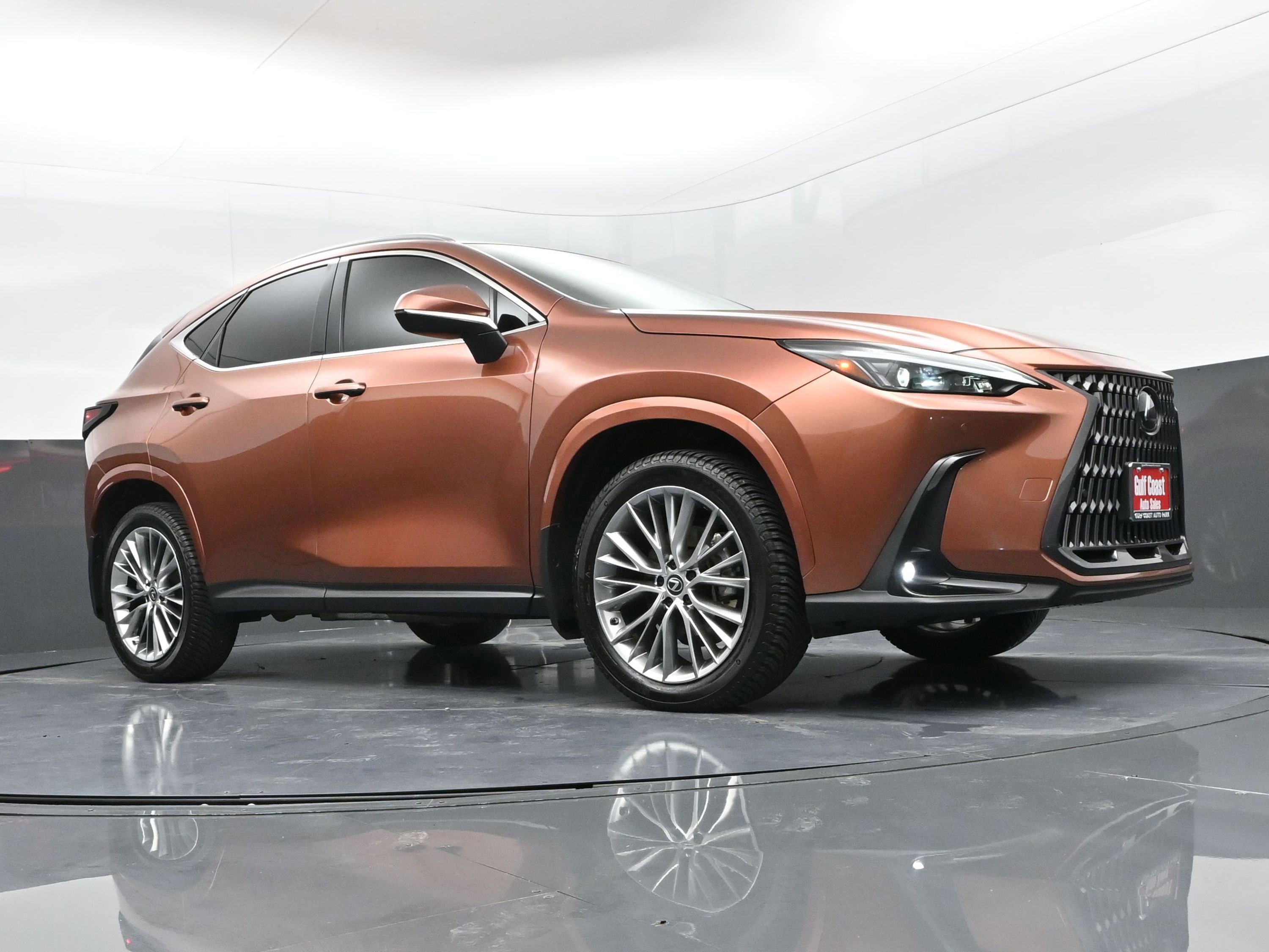 Used 2025 Lexus NX 350h AWD w/ Cold Area Package image 32
