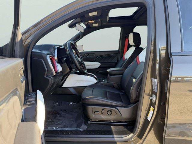 Used 2024 GMC Canyon AT4X AWD/4WD image 20