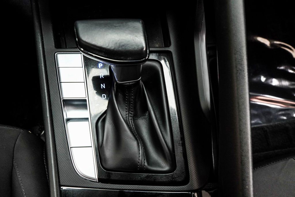 Used 2021 Hyundai Elantra SEL w/ Convenience Package image 24