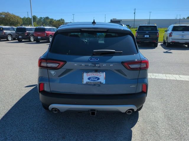 New 2025 Ford Escape SE w/ PHEV Premium Package image 5