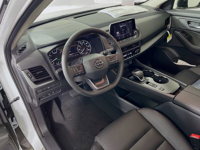 New 2026 Nissan Rogue Dark Armor image 7